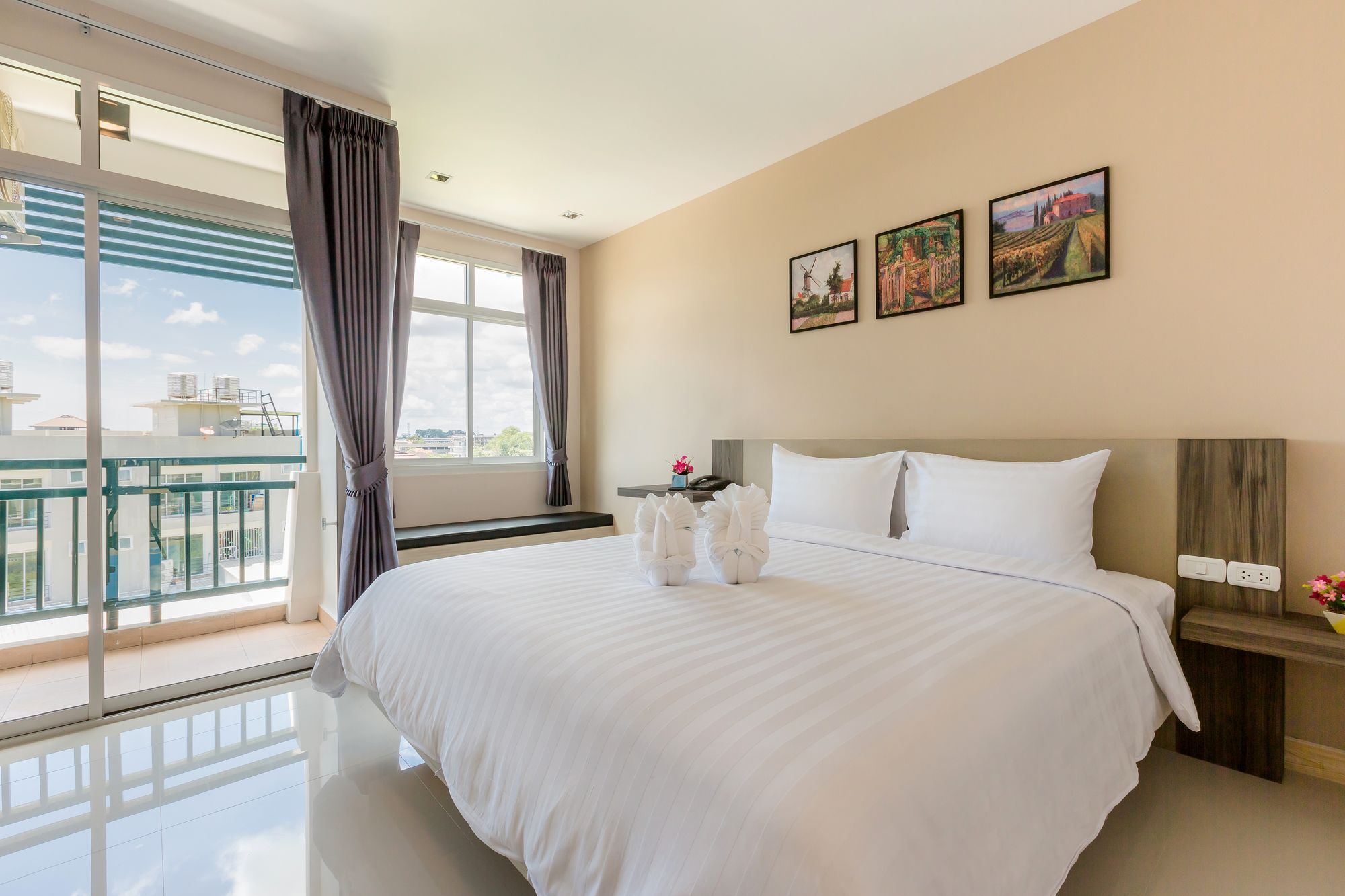 Evergreen Suite Hotel Surat Thani Esterno foto